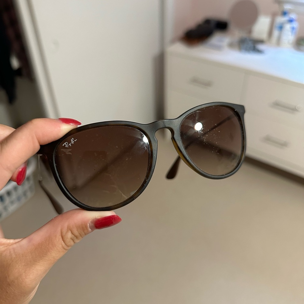 Ray ban erika classic